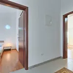 Amber By Interhome *