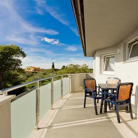 Amber By Interhome Сasa de vacaciones Orbanići