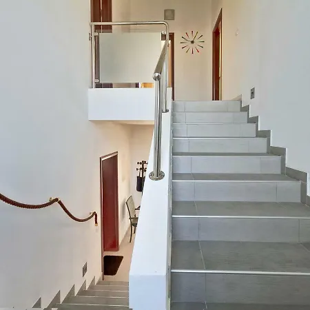 Amber By Interhome Сasa de vacaciones Orbanići