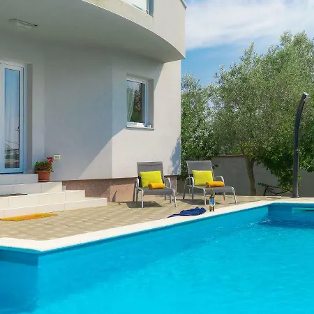 Сasa de vacaciones Amber By Interhome Orbanići